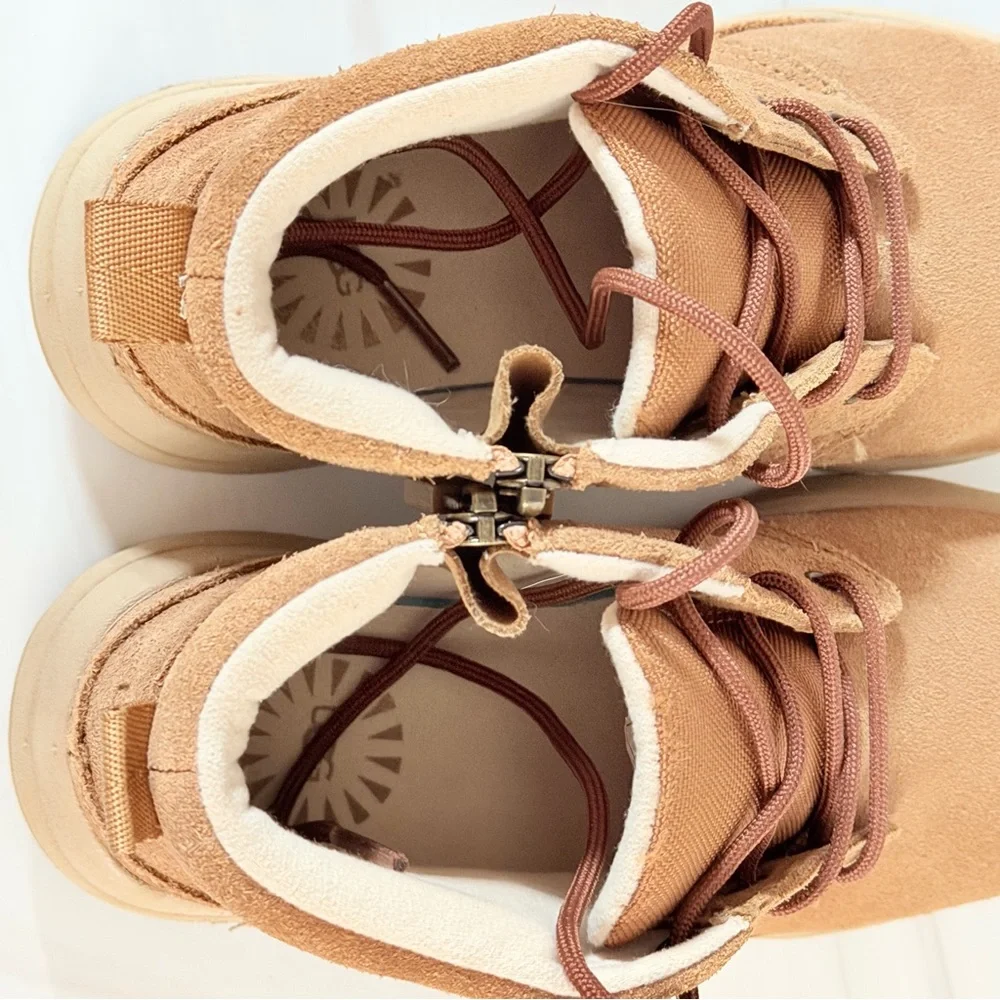 UGG Kids Canoe III Weather Boots | Chestnut Suede | Little Boy Sz 1 | Waterproof